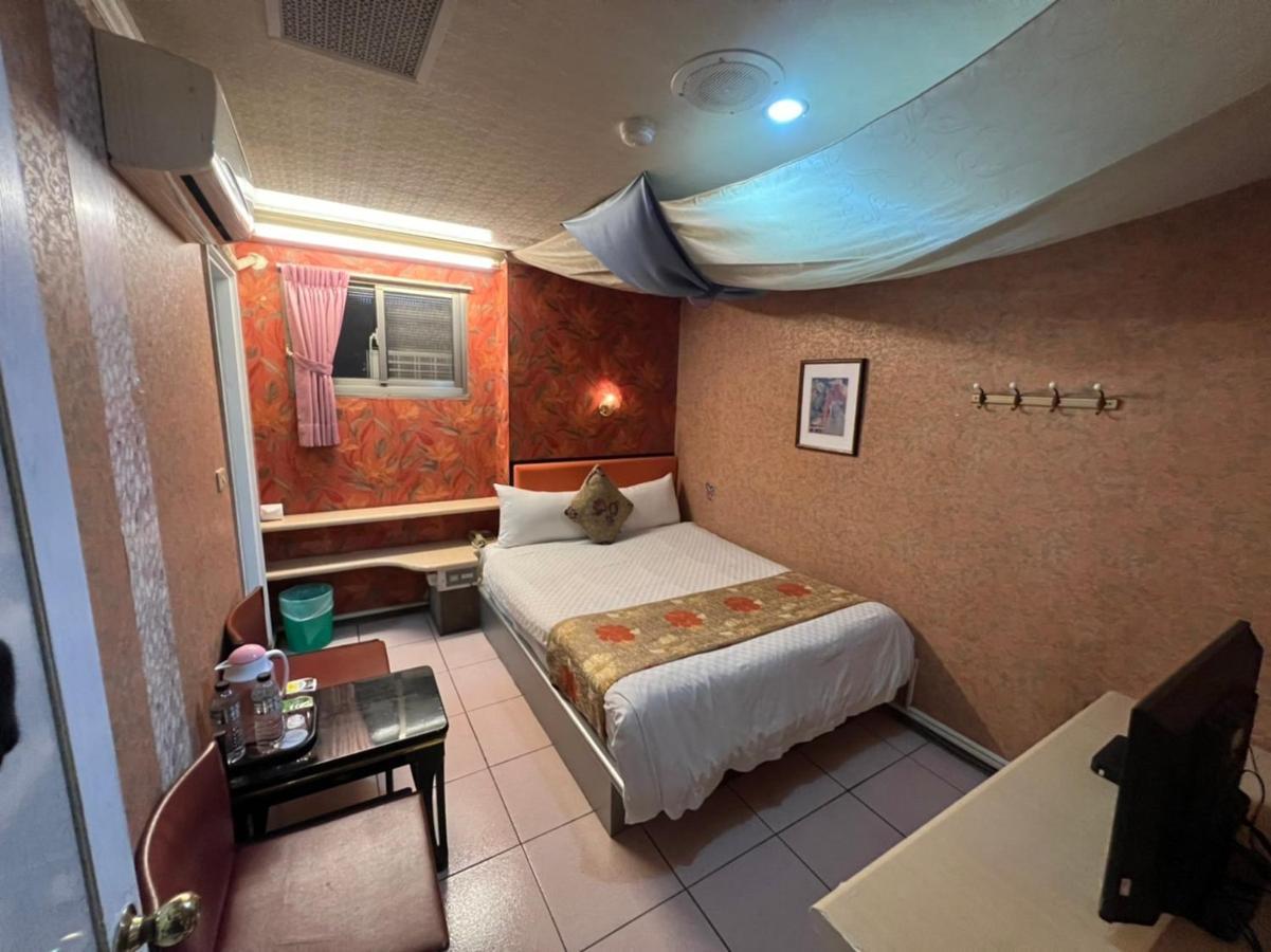Boston Hotel Chiayi City Exterior foto