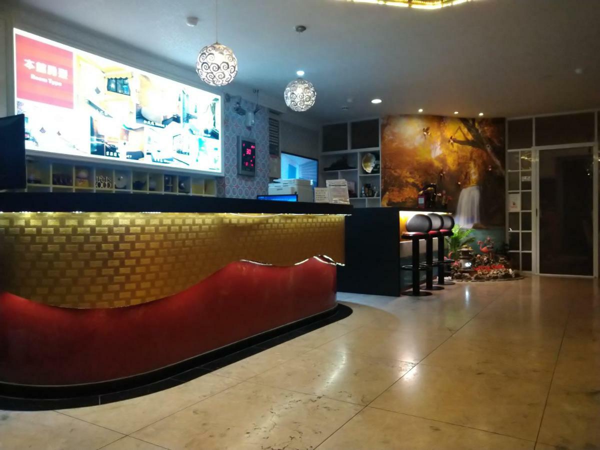 Boston Hotel Chiayi City Exterior foto